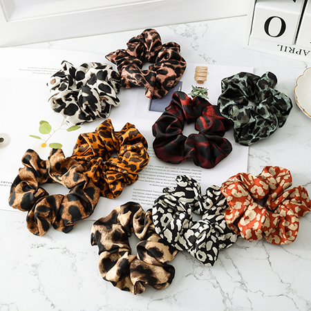 YiWu Wholesale Max Fashion Women Leopard Scrunchies MXDSS001